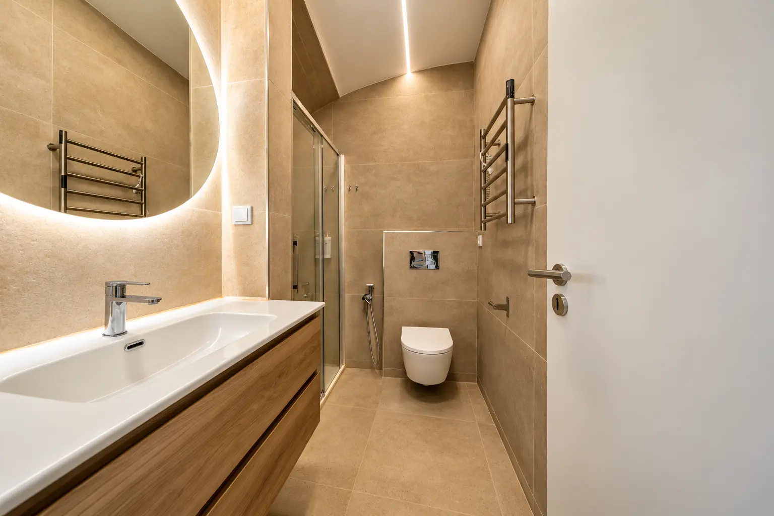 Right Residence — Bathroom